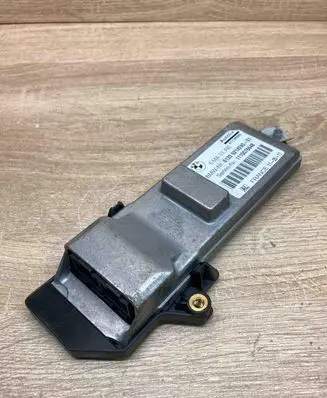 BMW 7 F01 F02 F03 F04 Airbag control unit/module 9214240 611130500G