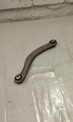 Mercedes-Benz C W205 Rear control arm A20407