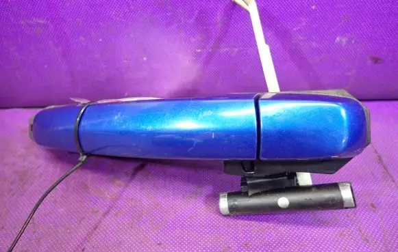 Suzuki Swift I Rear door exterior handle