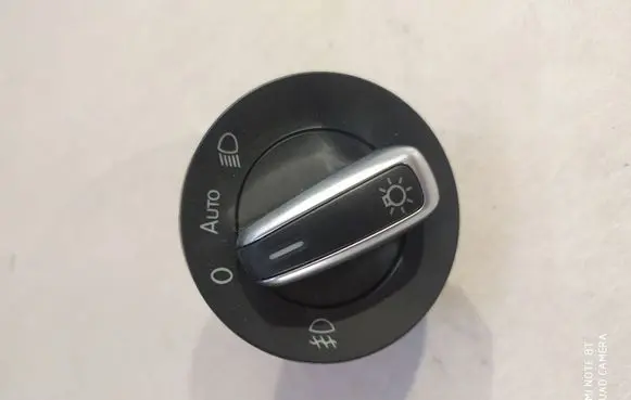 Volkswagen Tiguan Light switch 3C8941431E