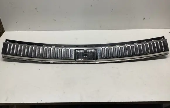 Volkswagen Touareg II Trunk/boot sill cover protection 7P0863459E