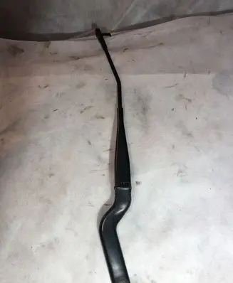 Ford Focus C-MAX Front wiper blade arm 3M5117526AA