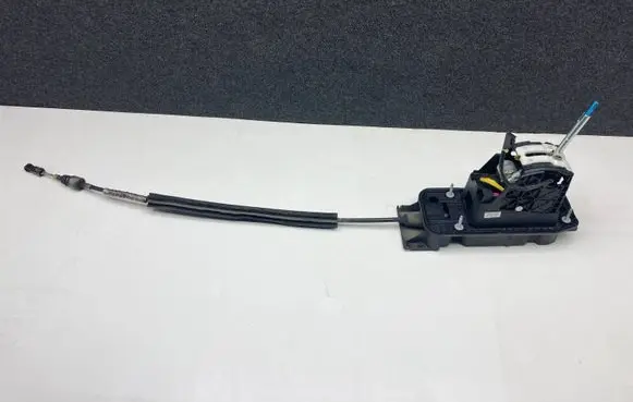 Volkswagen PASSAT B6 Gear shifter/selector 3C1713025H 41038601361703