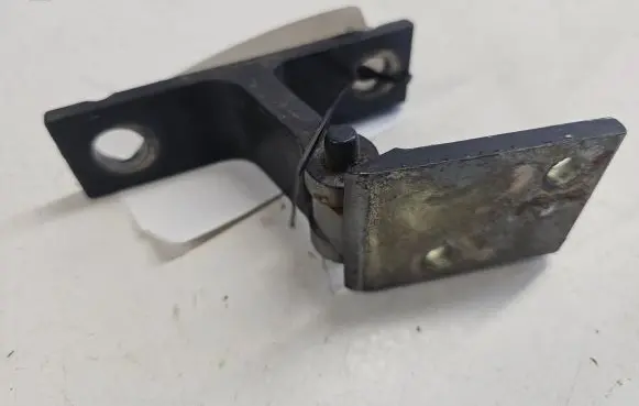 Audi A6 S6 C4 4A Front door upper hinge