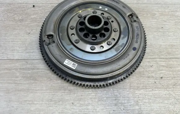 Porsche Panamera (971) Flywheel 971105264A 9A710526410
