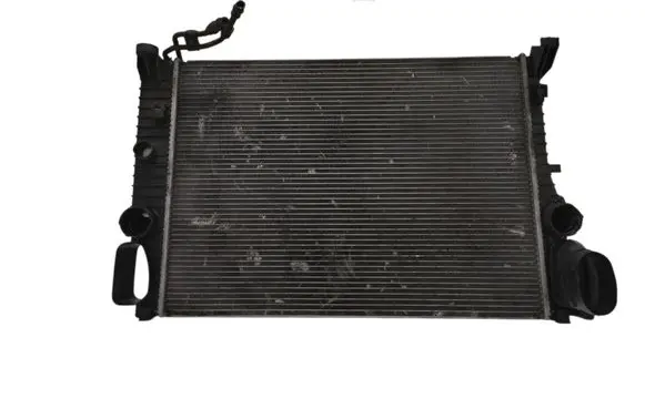 Mercedes-Benz E W211 Coolant radiator A2115003402