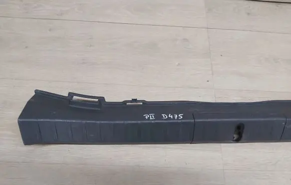 Toyota Prius (NHW20) Other trunk/boot trim element 6471647010