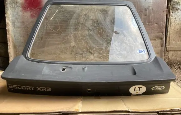 Ford Escort Tailgate/trunk/boot lid