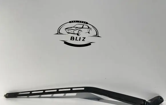Front wiper blade arm