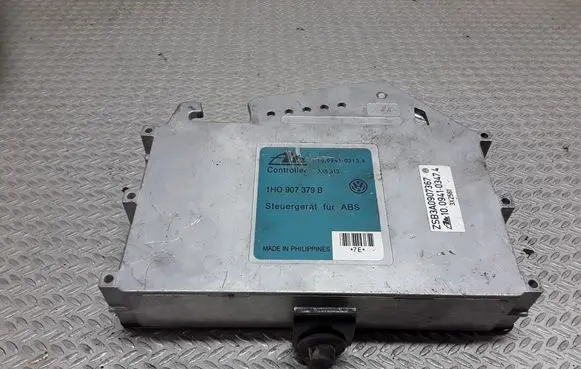 Volkswagen Golf III ABS control unit/module 1H0907379B