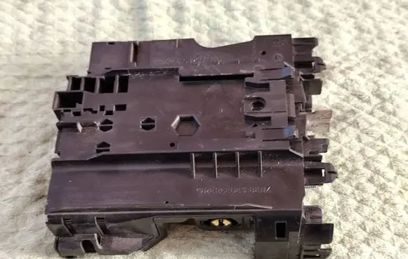 Mercedes-Benz C W204 Battery control module A2045403850