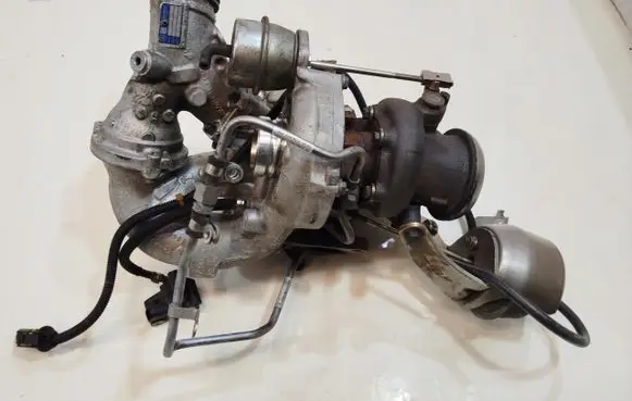 Mercedes-Benz C W205 Turbo A6510901586