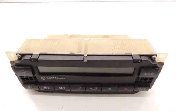 Volkswagen Golf IV Climate control unit 5HB00761710 3B1907044B D169