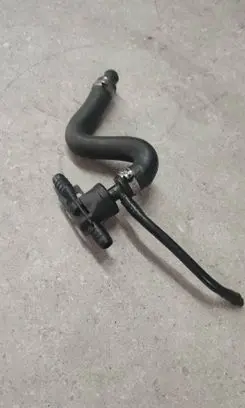Audi A4 S4 B6 8E 8H Valve vacuum 06B133753C