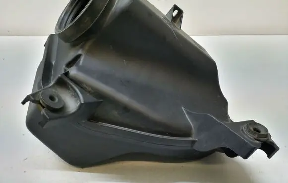 Chrysler Pacifica Intake resonator 68188651AB