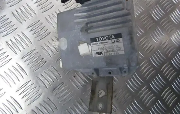 Toyota Corolla E120 E130 Power steering control unit/module eatcec007 eatcec-007