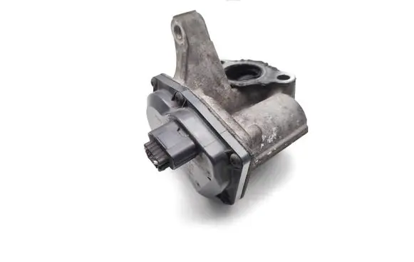 Nissan Qashqai EGR valve 8201068965 147100789R