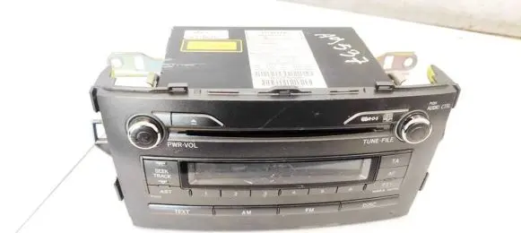 Toyota Auris 150 Radio/CD/DVD/GPS head unit 8612002520 86120-02520