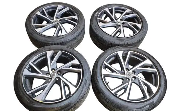 Volvo XC40 R20 alloy rim 31471558