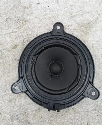 Mazda 3 II Rear door speaker