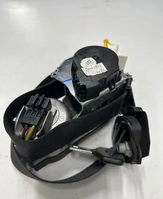 Mercedes-Benz GL X164 Front seatbelt 33033534 33055162