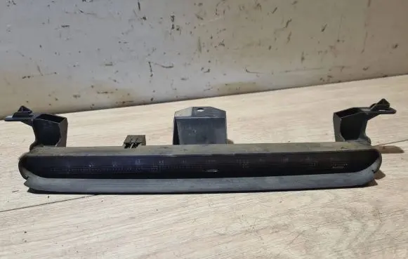 Volvo V70 Third/center stoplight 30678549