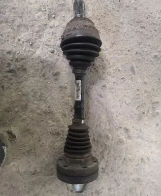 Audi Q7 4L Front driveshaft 7L0407271E