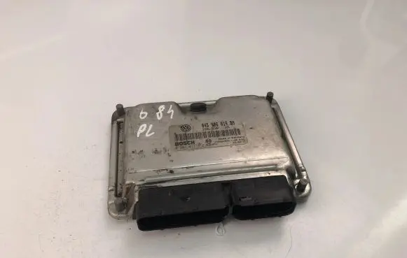 Volkswagen Polo Engine control unit/module ECU 045906019BM 0281011412