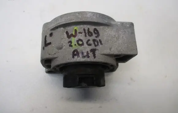 Mercedes-Benz A W169 Engine mount vacuum valve 