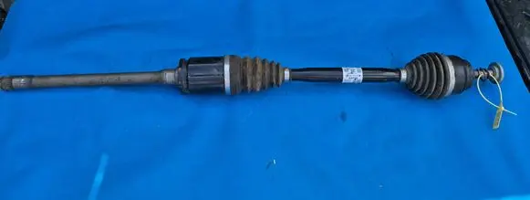 BMW X5 G05 Front driveshaft 8486202 31608486202