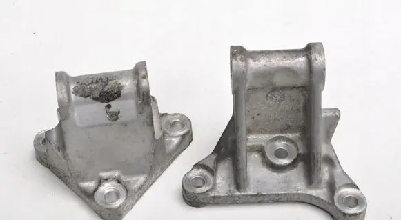 McLaren 650S Generator/alternator bracket 20000321 KOMPLET