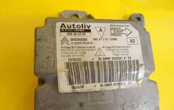 Citroen C5 Airbag control unit/module 608990300