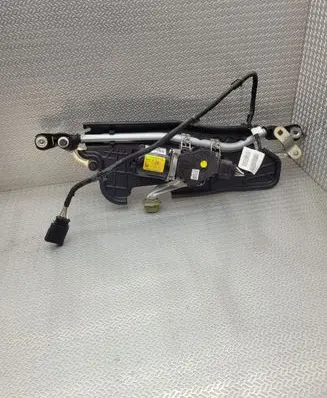 Opel Mokka B Front wiper linkage and motor 9824534680