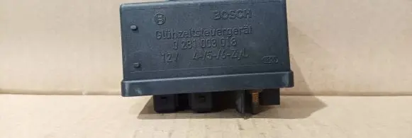 Peugeot 607 Glow plug pre-heat relay 0281003018 BOSCH