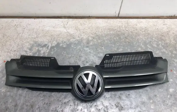 Volkswagen Golf V Front grill 1K0853655CBILI 1K0853655C