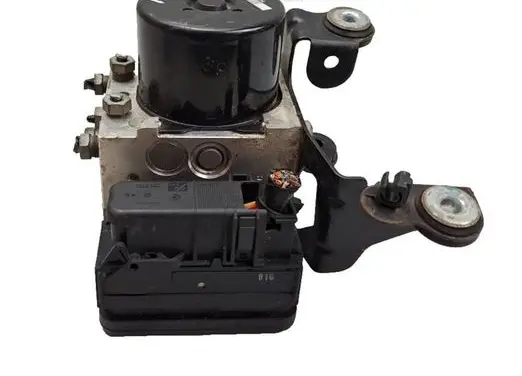 Volvo XC70 ABS Pump P30681619