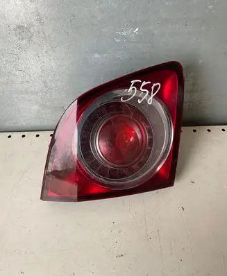 Volkswagen Golf Plus Tailgate rear/tail lights 5M0945093H
