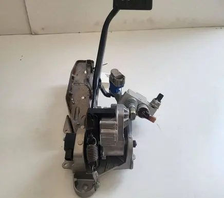 Volvo V60 Brake pedal 31317447