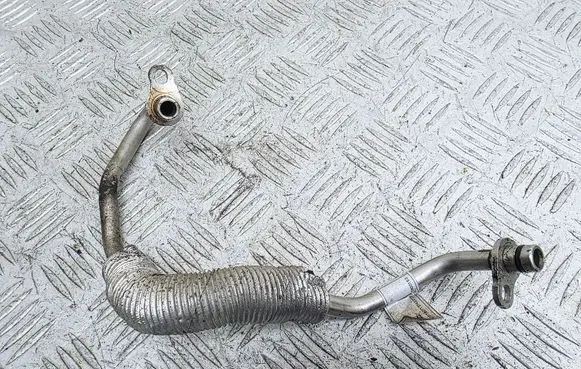 Mini One - Cooper F56 F55 Turbo turbocharger oiling pipe/hose 2379115