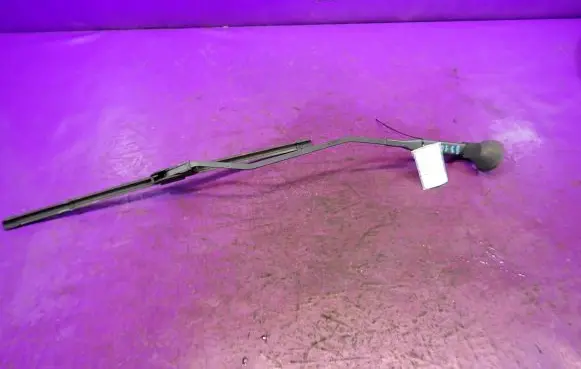 Smart ForTwo I Front wiper blade arm