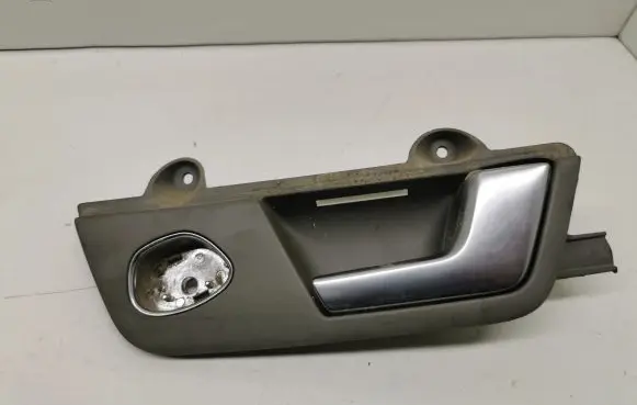 Audi A4 S4 B7 8E 8H Rear door interior handle 8E0839020