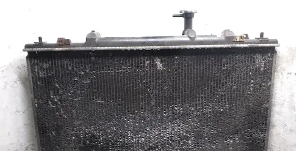 Coolant radiator