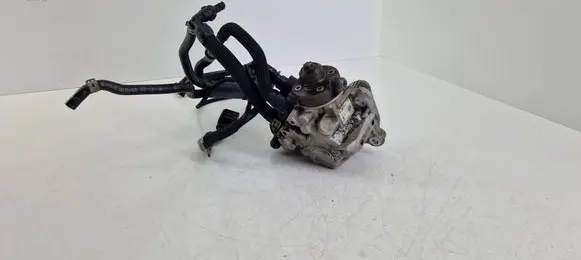 Audi A6 C7 Fuel injection high pressure pump 059130755CB 0445010677 059971627D