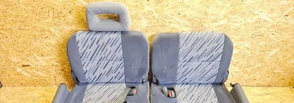 Toyota Land Cruiser (HDJ90) Third row seats