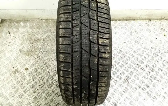 Toyota Verso R16 winter tire 