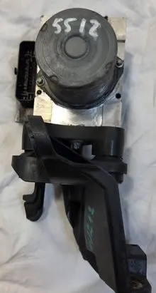 Mercedes-Benz E AMG W212 ABS Pump A2124315512
