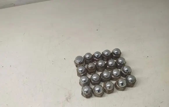 Subaru Outback (BS) Nuts/bolts 