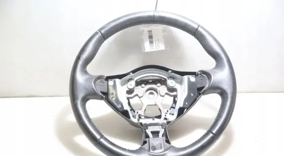 Nissan Juke I F15 Steering wheel