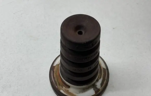 Renault Kangoo II Rear coil spring rubber mount 552401999R