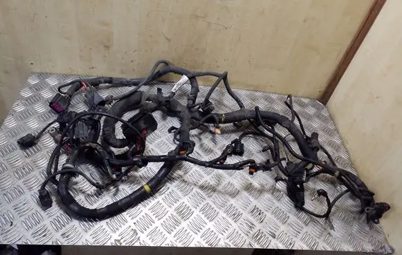 Volvo XC90 Engine installation wiring loom 30739390